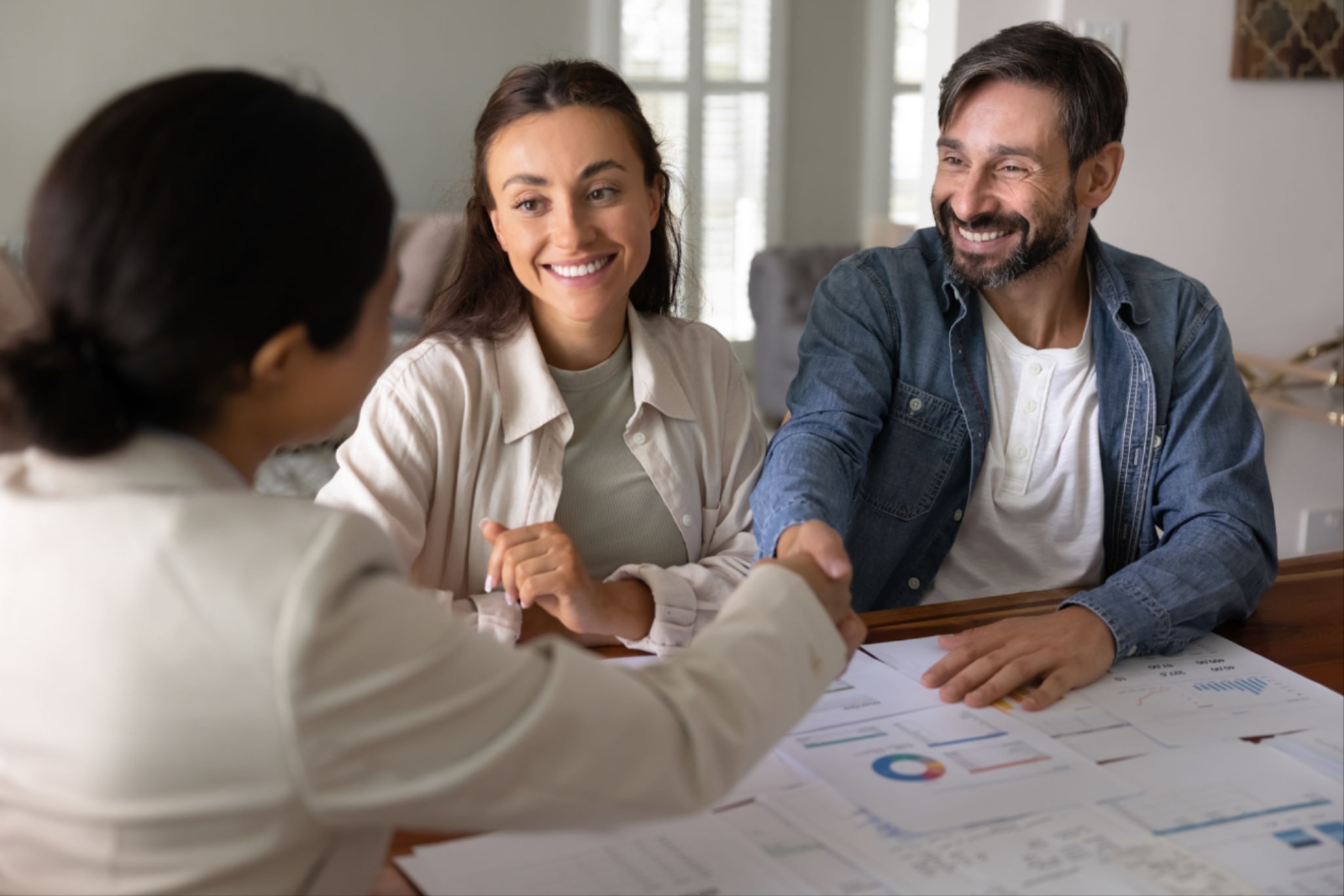 Professional credit consultant meeting with client